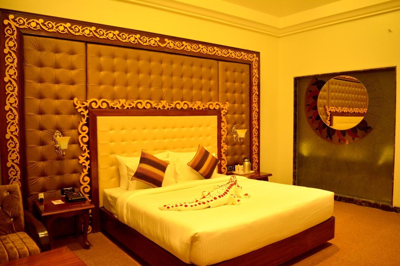 Hotel Vennington Court Raipur  Ngoại thất bức ảnh